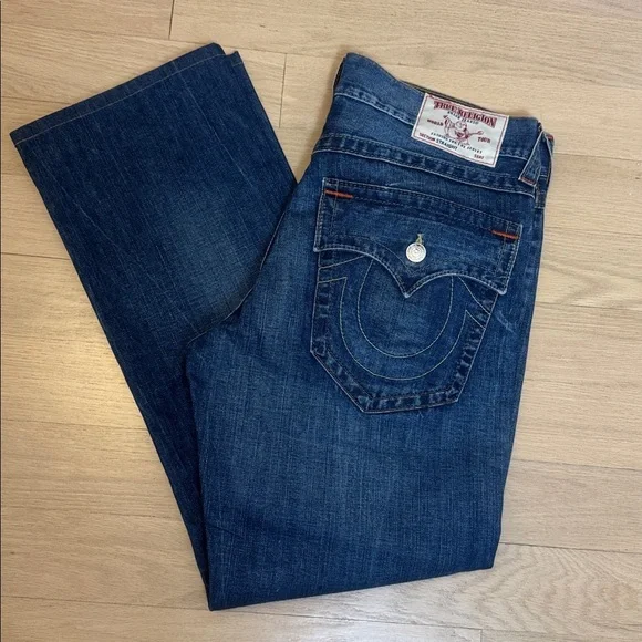 True Religion Men’s Straight Leg Jeans Dark Wash Classic Stitching 36 Inseam 31” - Picture 9 of 10